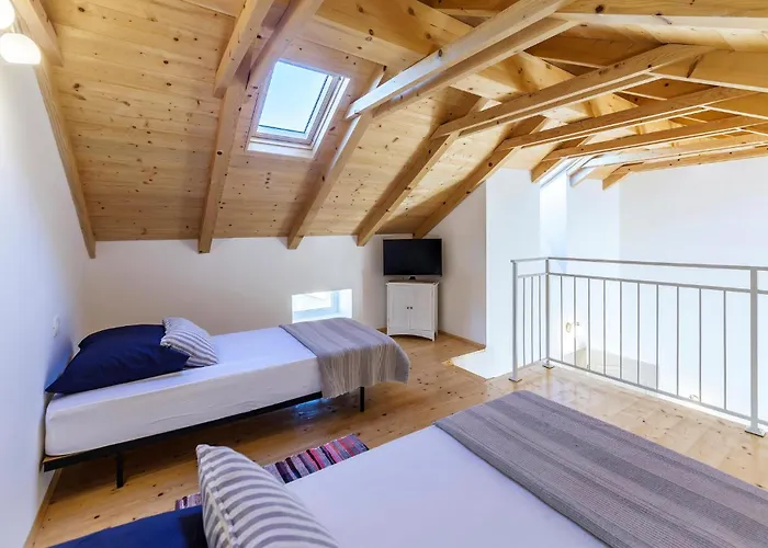 3 Bedroom Gorgeous In Duga Uvala